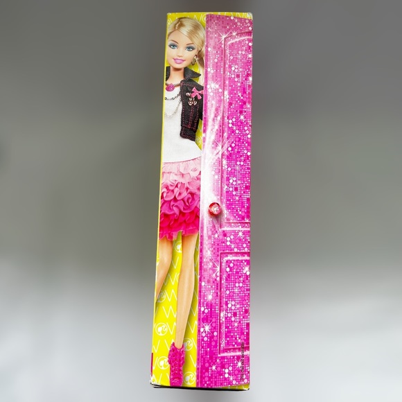 Vintage New Barbie Glam Laundry - Picture 6 of 9